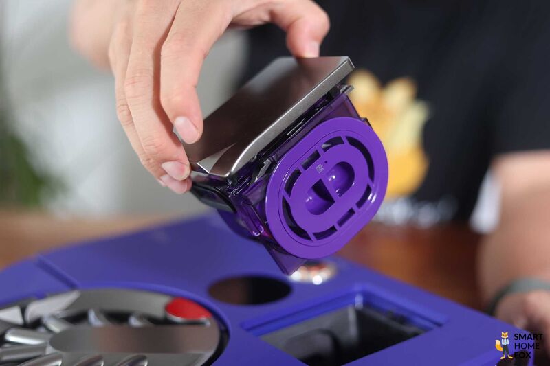 Dyson 360 Vis Nav: Filter ausbauen
